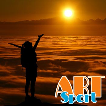 Wandern beim Sonnenuntergang